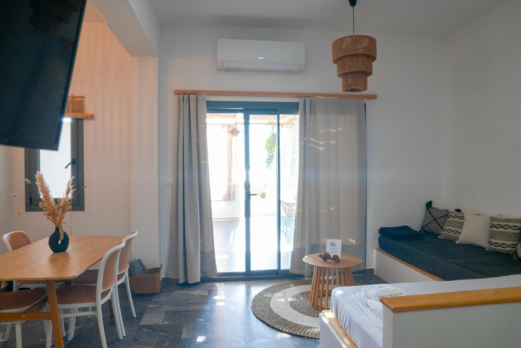 Spongia Hotel Suites & Spa Myrties Exteriör bild